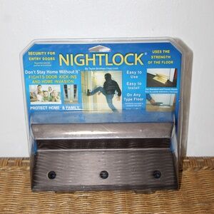 Nightlock Original door barricade